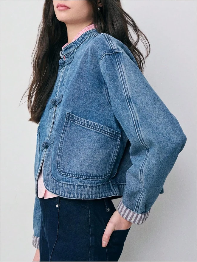 Y2k Cropped Jean Jacket Oversized Fall Autumn Denim Jacket by OYOANGLE, photograph 3 of 4