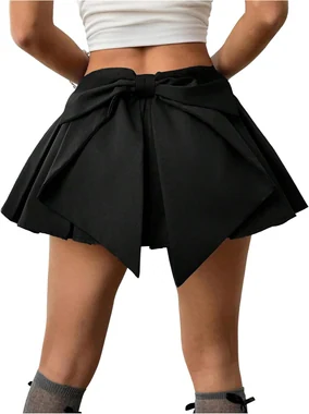 Bow Back Pleated Short Skirt White in Black