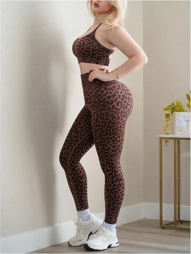 Workout Sets Leopard Stretchy Sports Bra and Leggings Set by OYOANGLE, photograph 2 of 3