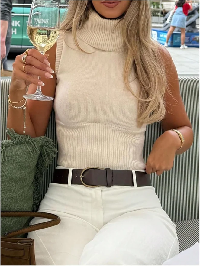 Turtleneck Sweater Vest Sleeveless High Neck Cropped Sweater by OYOANGLE, photograph 2 of 4