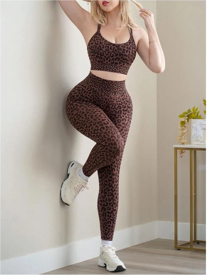 Workout Sets Leopard Stretchy Sports Bra and Leggings Set by OYOANGLE, photograph 3 of 3