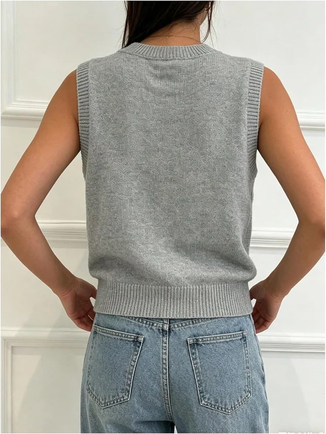 3D Floral Sweater Vest V Neck Sleeveless Pullover Knit Tank Top by OYOANGLE, photograph 3 of 4