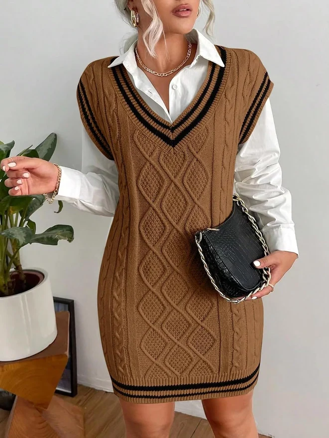 Striped Trim Cable Knit V Neck Sleeveless Sweater Dress by OYOANGLE, photograph 4 of 4