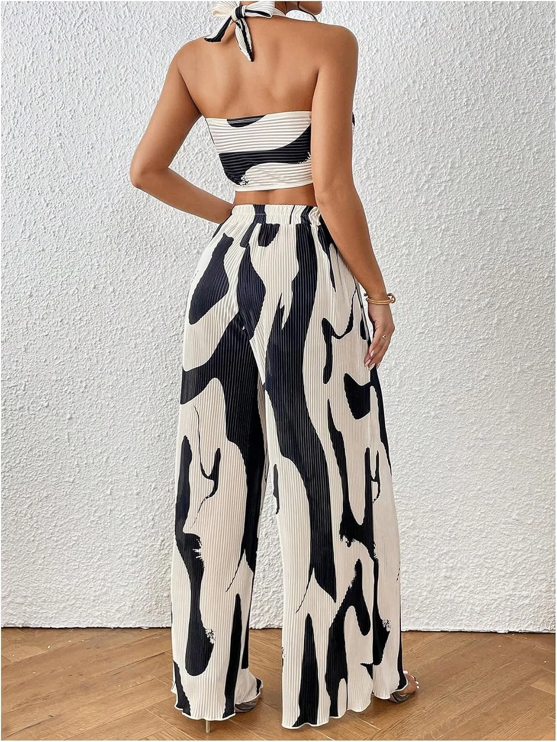 2 Piece Graphic Halter Top Wide Leg Pants Vacation Outfits by OYOANGLE, photograph 1 of 3